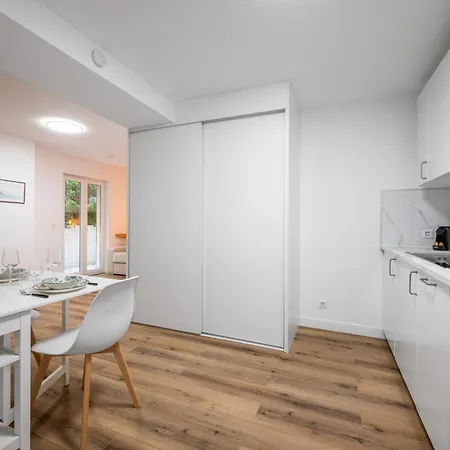 Le Jardin Deden Hyper Centre Bord De Wifi Сasa de vacaciones