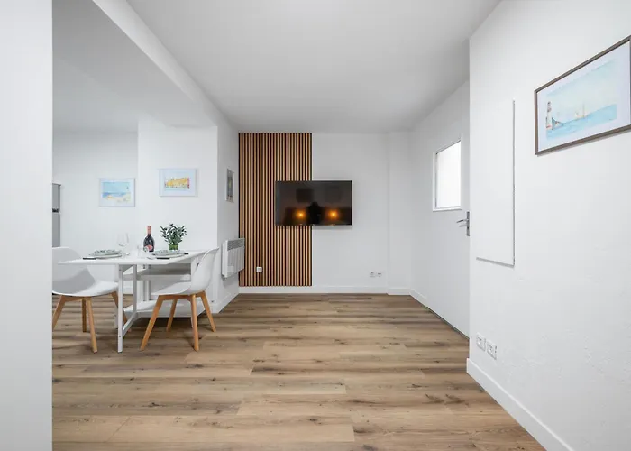 Le Jardin dEden Hyper Centre Bord de Mer Terrasse Appartement Menton